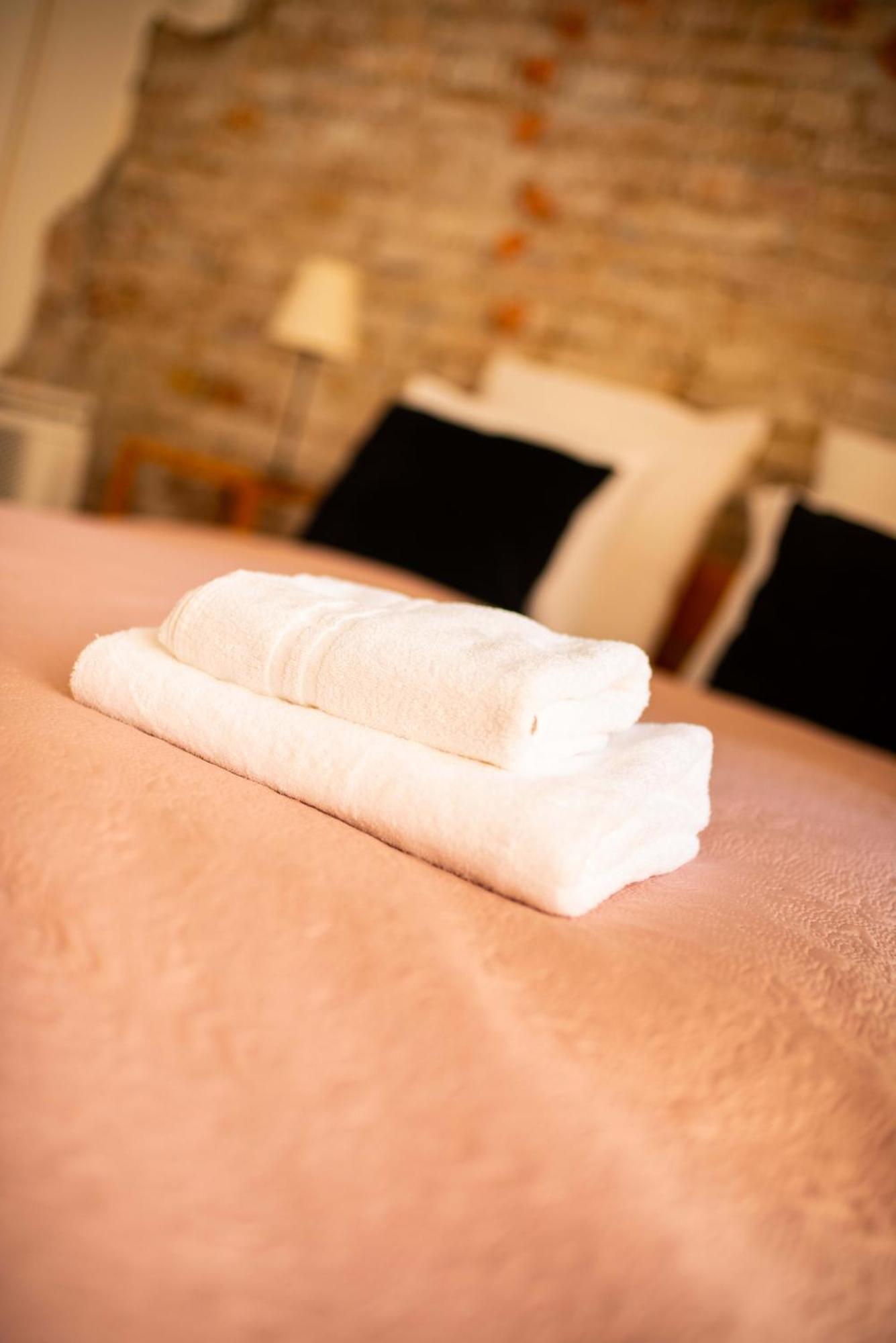 Ultra Central Cosy Ac Apartment Budapest Ngoại thất bức ảnh