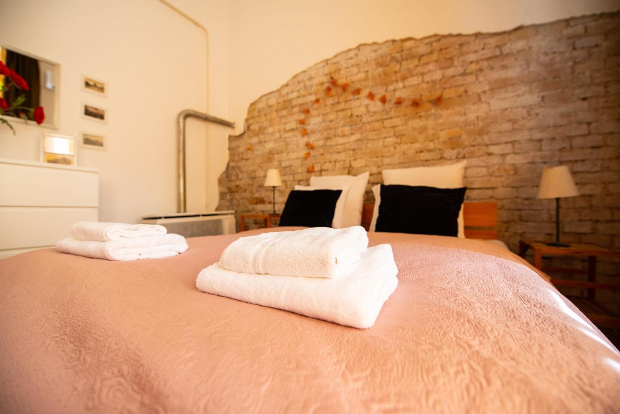 Ultra Central Cosy Ac Apartment Budapest Ngoại thất bức ảnh
